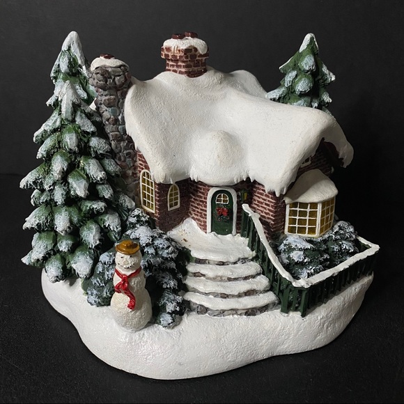 Thomas Kinkade "A Village Christmas" Cottage